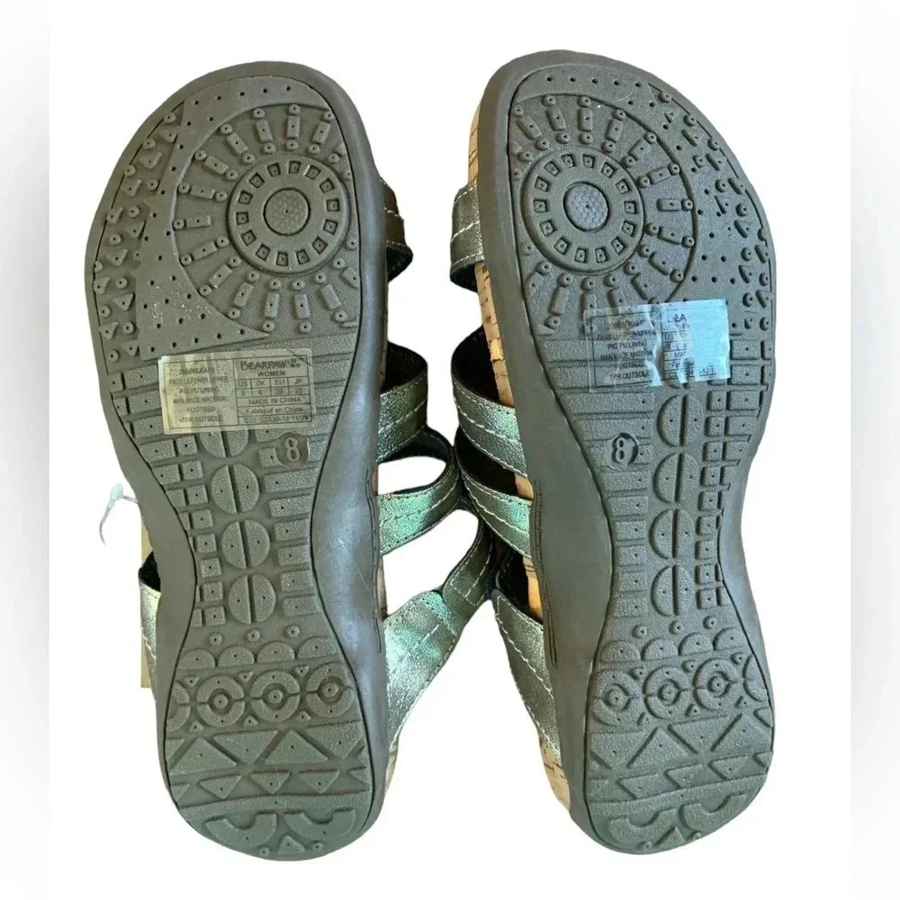 BearPaw Metallic Silver Women's Sandals, NWT. - Picture 2 of 5
